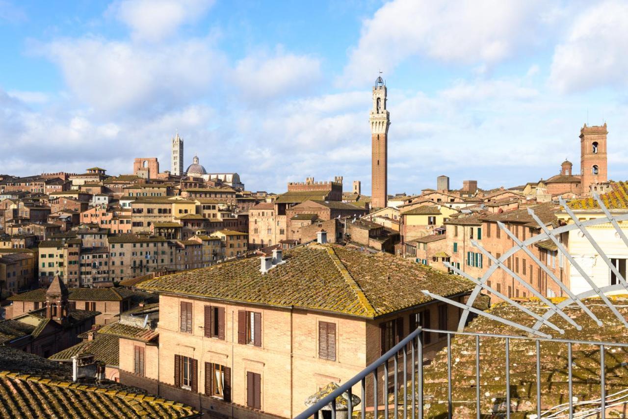 Appartamento Panoramico San Martino 12 Сиена Екстериор снимка