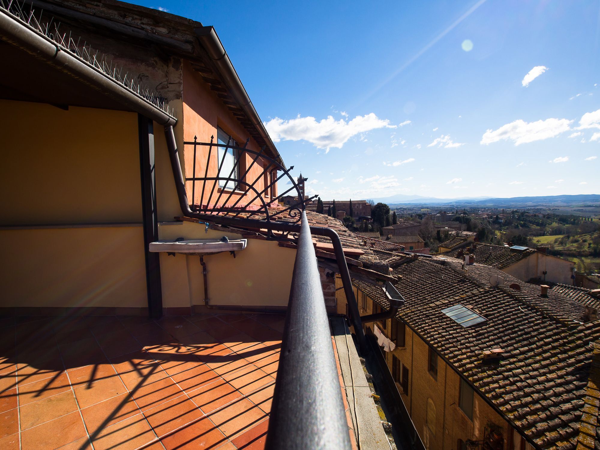 Appartamento Panoramico San Martino 12 Сиена Екстериор снимка